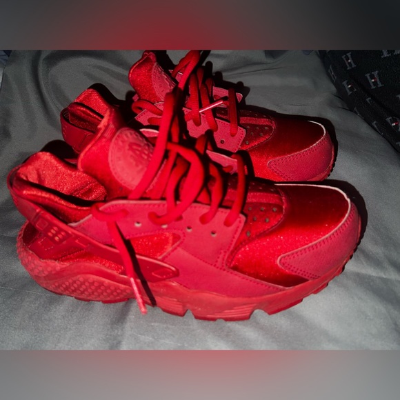 Nike Shoes - Women’s Red Nike Huraches